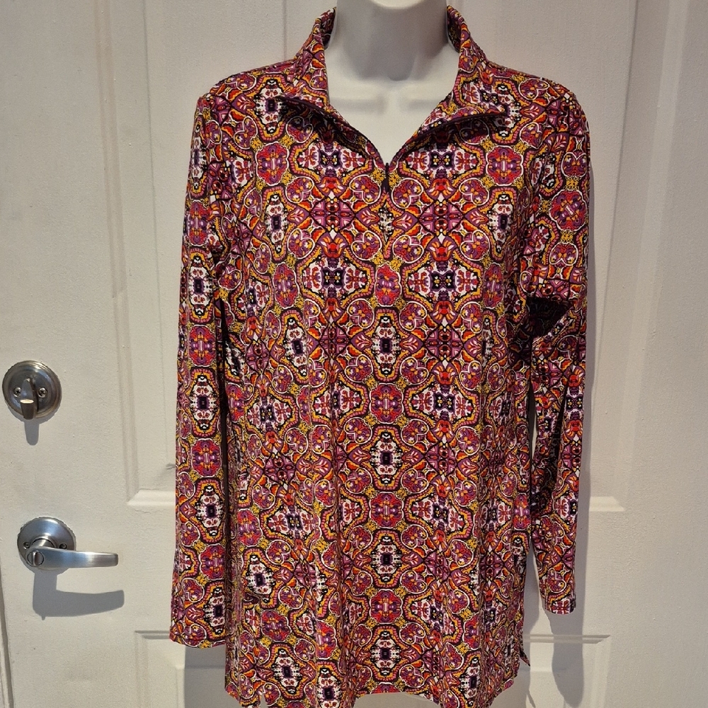 Lands' End Women's 1/4 Zip Performance Swim Tunic With Front Pockets. Size M